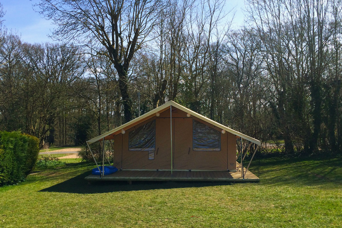 Luxury Camping Installation & Setup from Honeybells